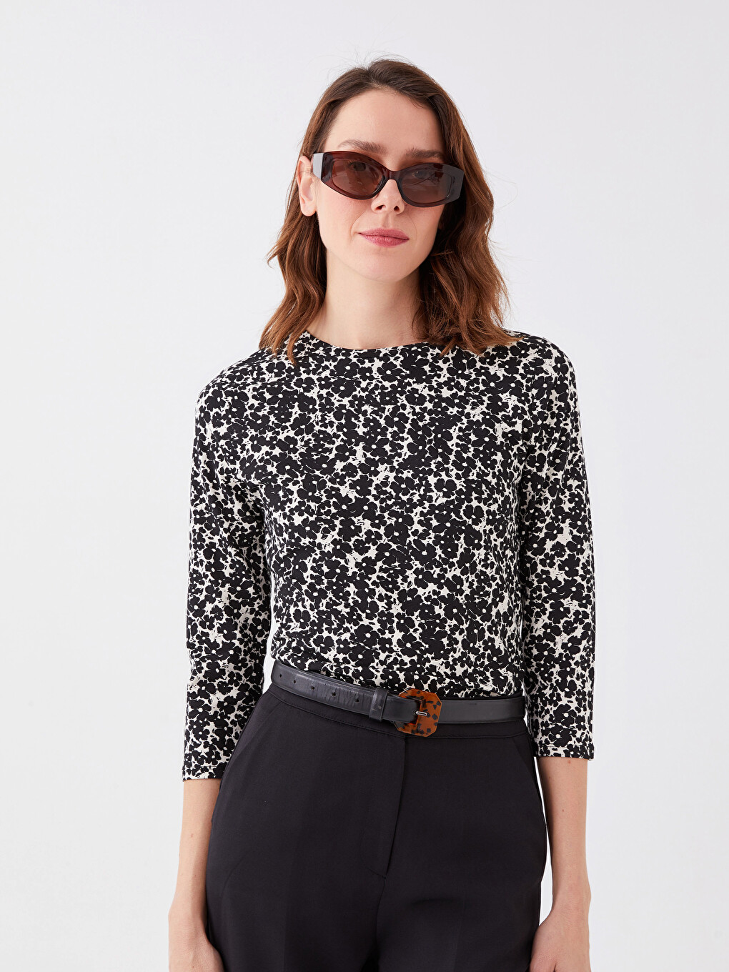 T-shirt À Manches Longues À Motif Floral Pour Femmes Avec Col Rond-1
