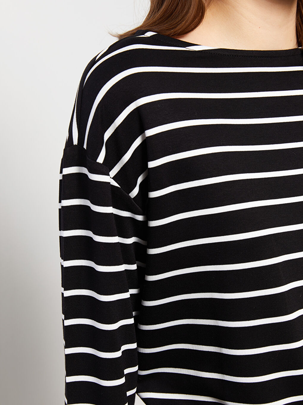 Crew Neck Striped Long Sleeve Women's T-Shirt-3