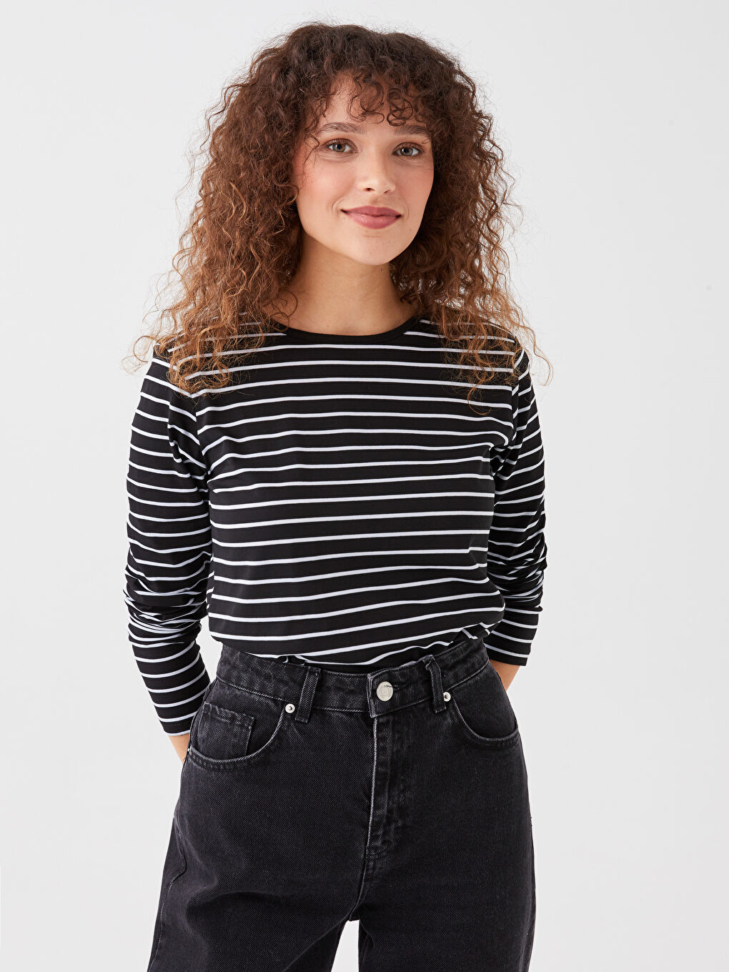 تي شيرت كم طويل مخطط بياقة دائرية للسيدات-2