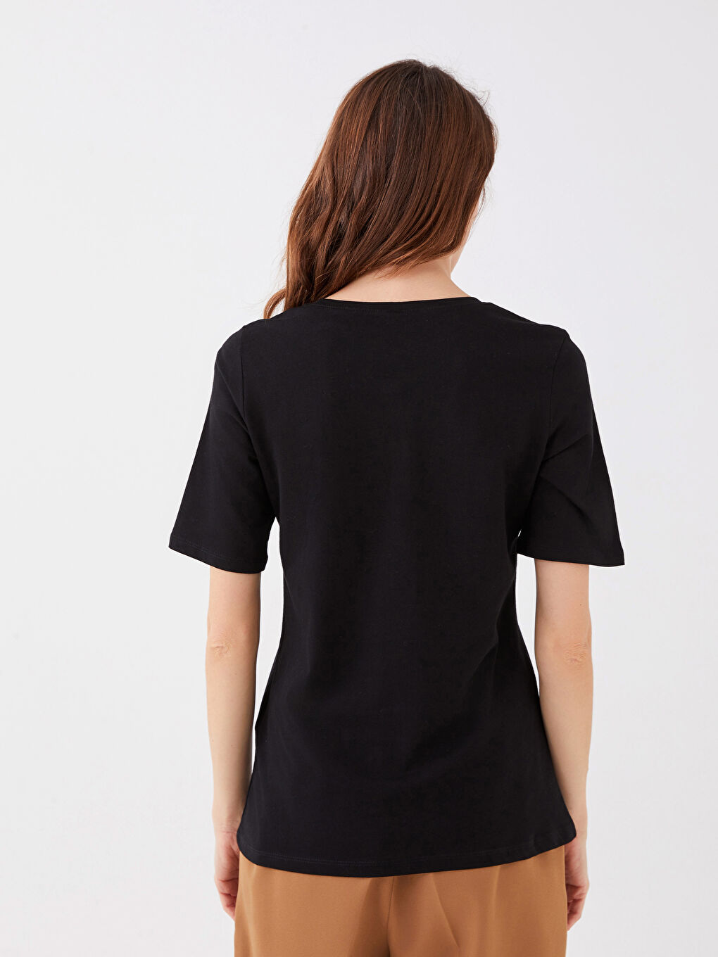 Siyah Bisiklet Yaka Düz Kısa Kollu Kadın Tişört-4