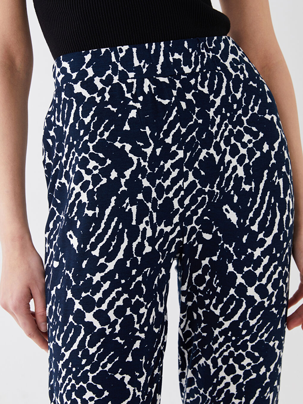 بنطلون رياضي بنقشة خصر مرن للسيدات-4