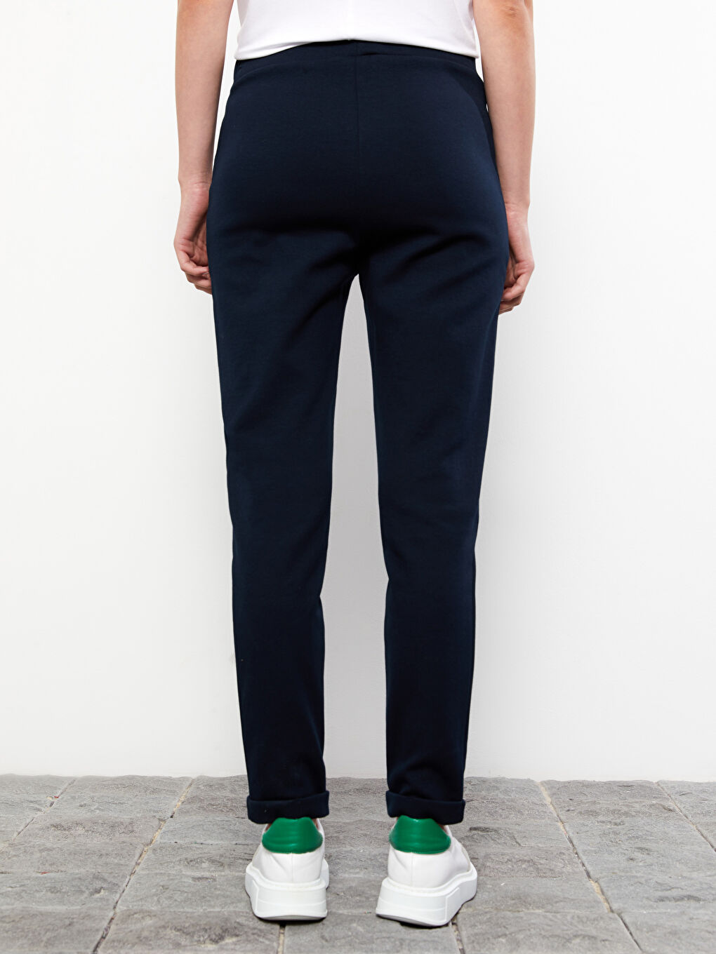 بنطلون رياضي سادة بخصر مرن للسيدات-4