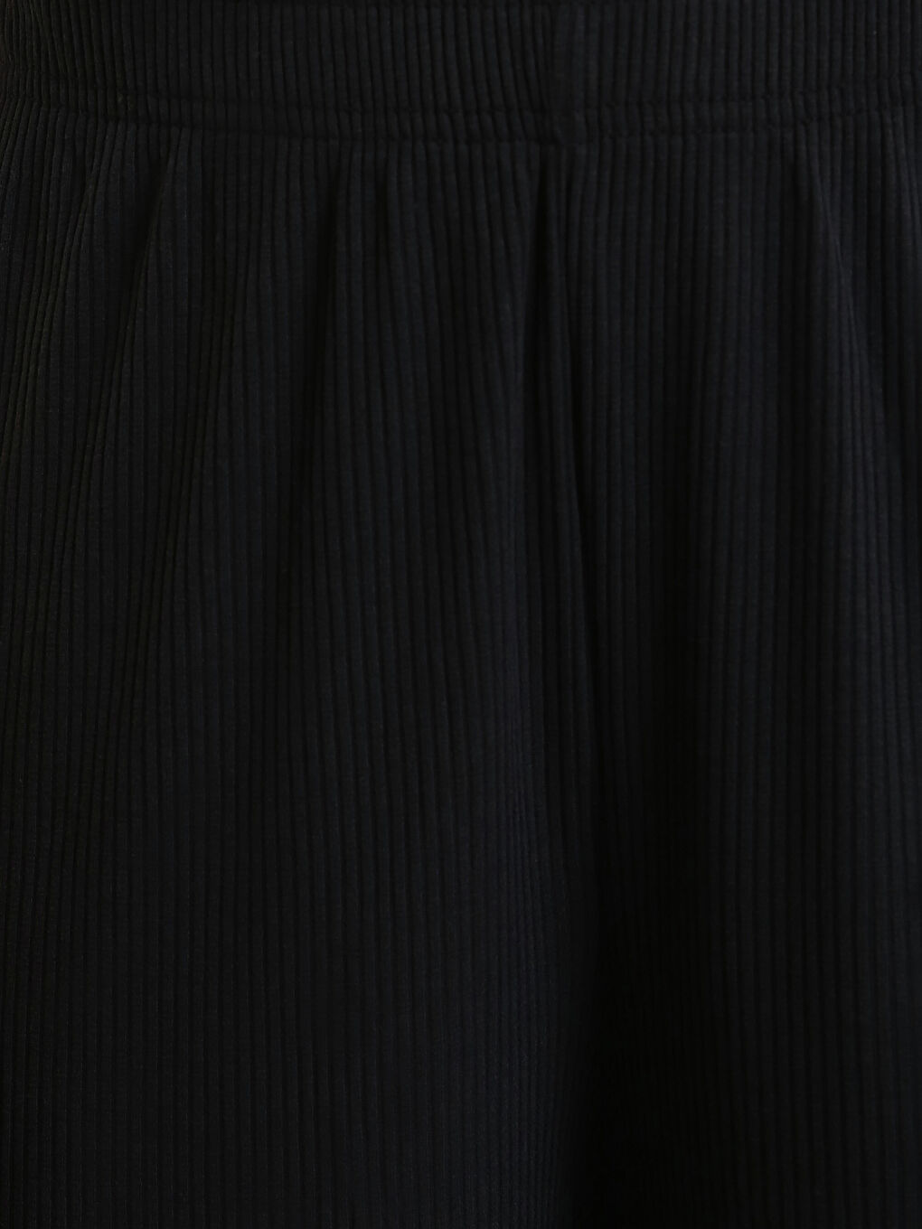 نساء بنطلون كابري بسيط بخصر مطاطي-4