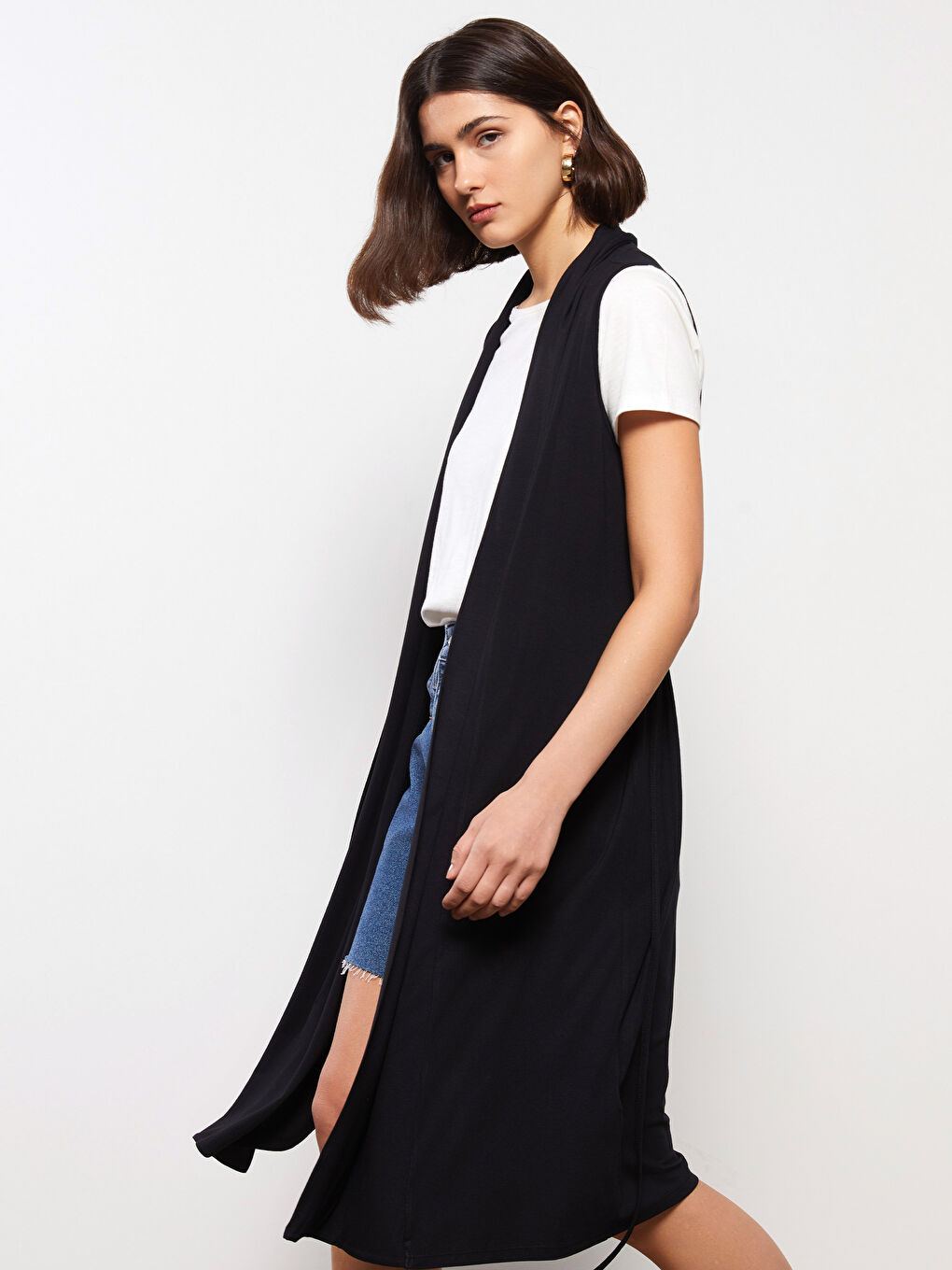 فيست سادة بياقة شال للسيدات