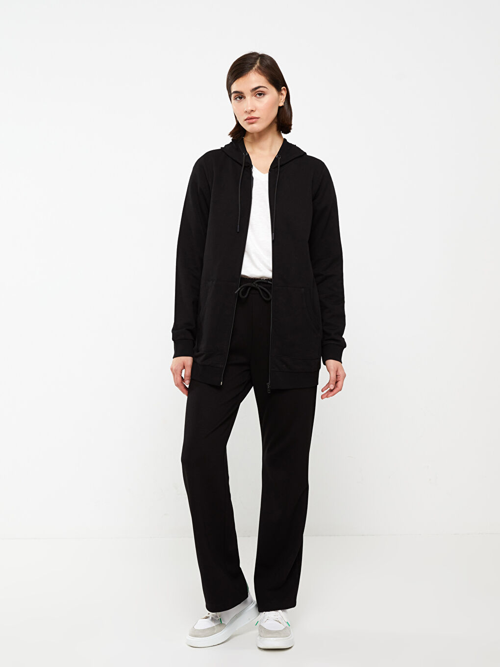 Siyah Kapüşonlu Düz Uzun Kollu Kadın Spor Hırka-2