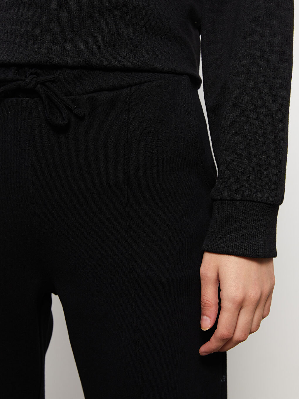 LCWAIKIKI Basic Damen-Sweatpants mit elastischem Bund und schlichtem Design -S33870Z8-CVL