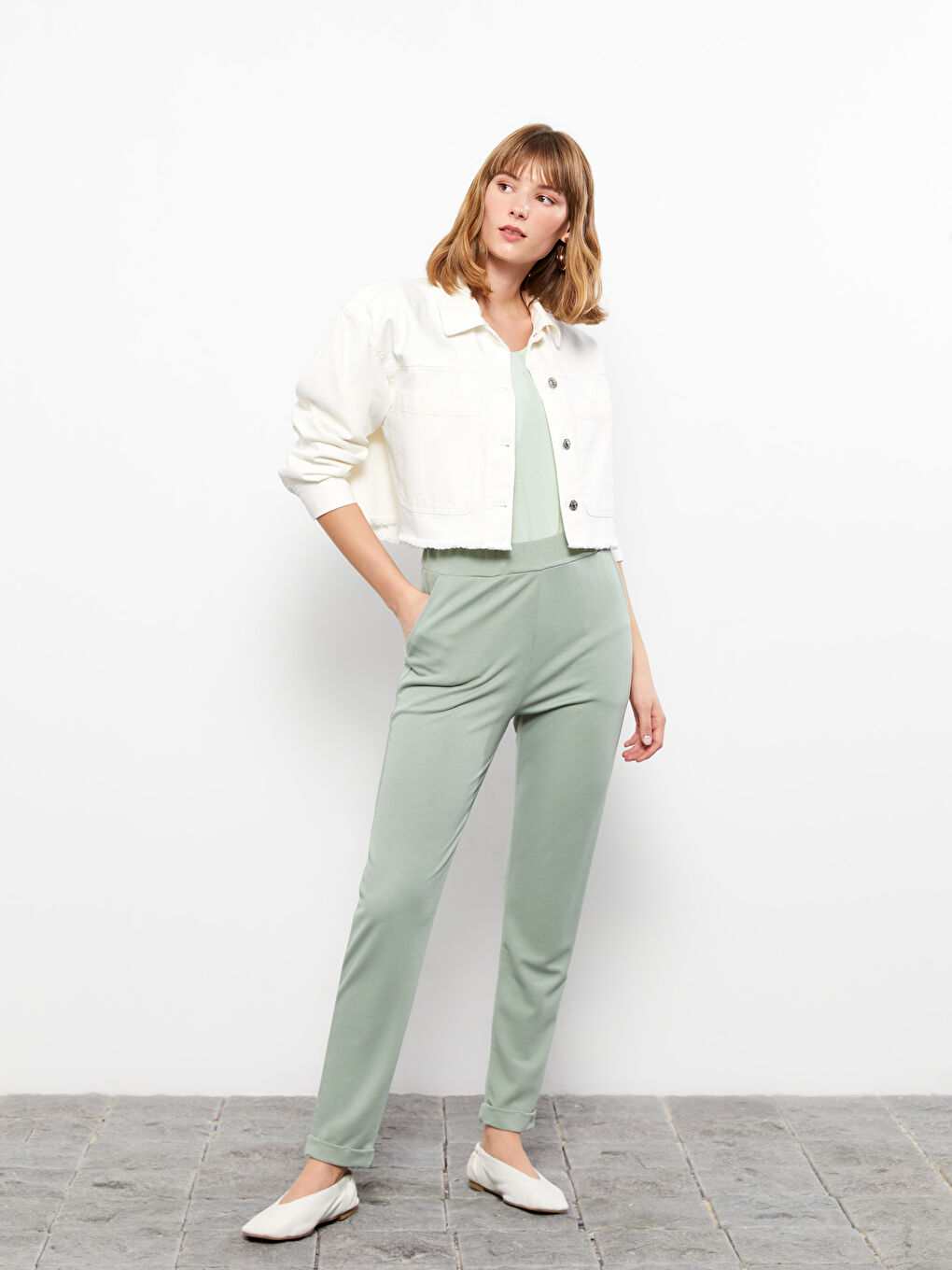 بنطلون رياضي سادة بخصر مرن للسيدات