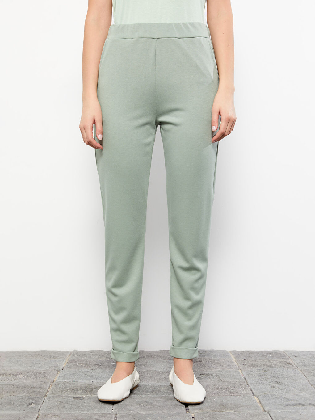 بنطلون رياضي سادة بخصر مرن للسيدات-3