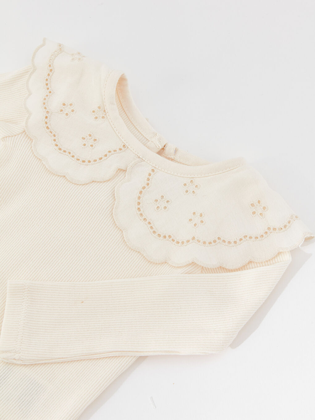 LC Waikiki Bebe Collar Long Sleeve Embroidery Detailed Baby Girl Snap Snap Body -S33915Z1-KXP