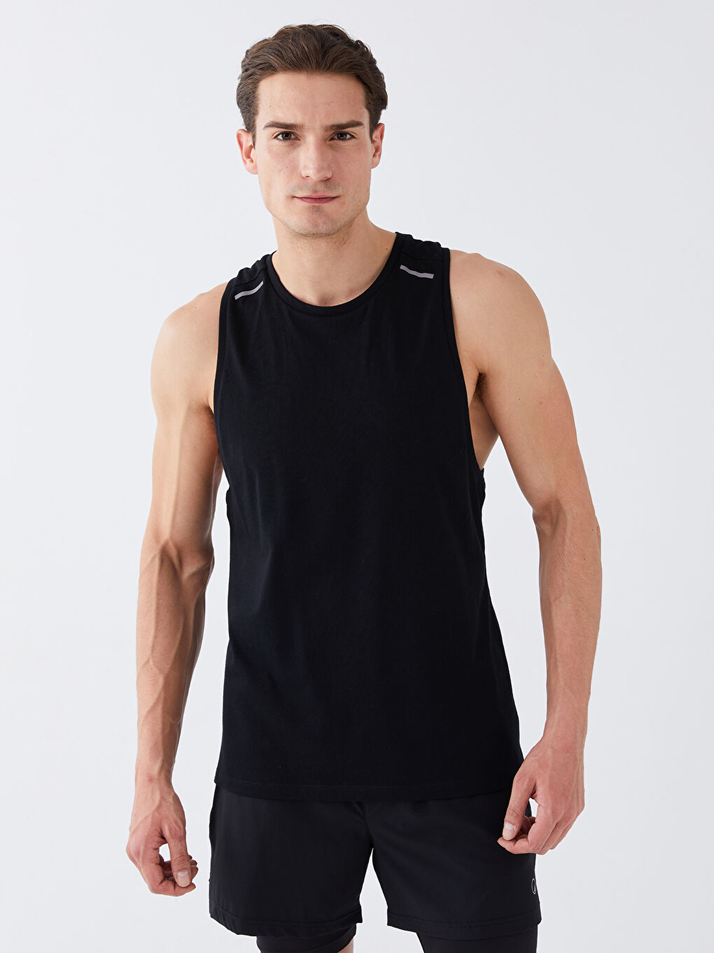 Siyah Bisiklet Yaka Erkek Kolsuz Tişört-1