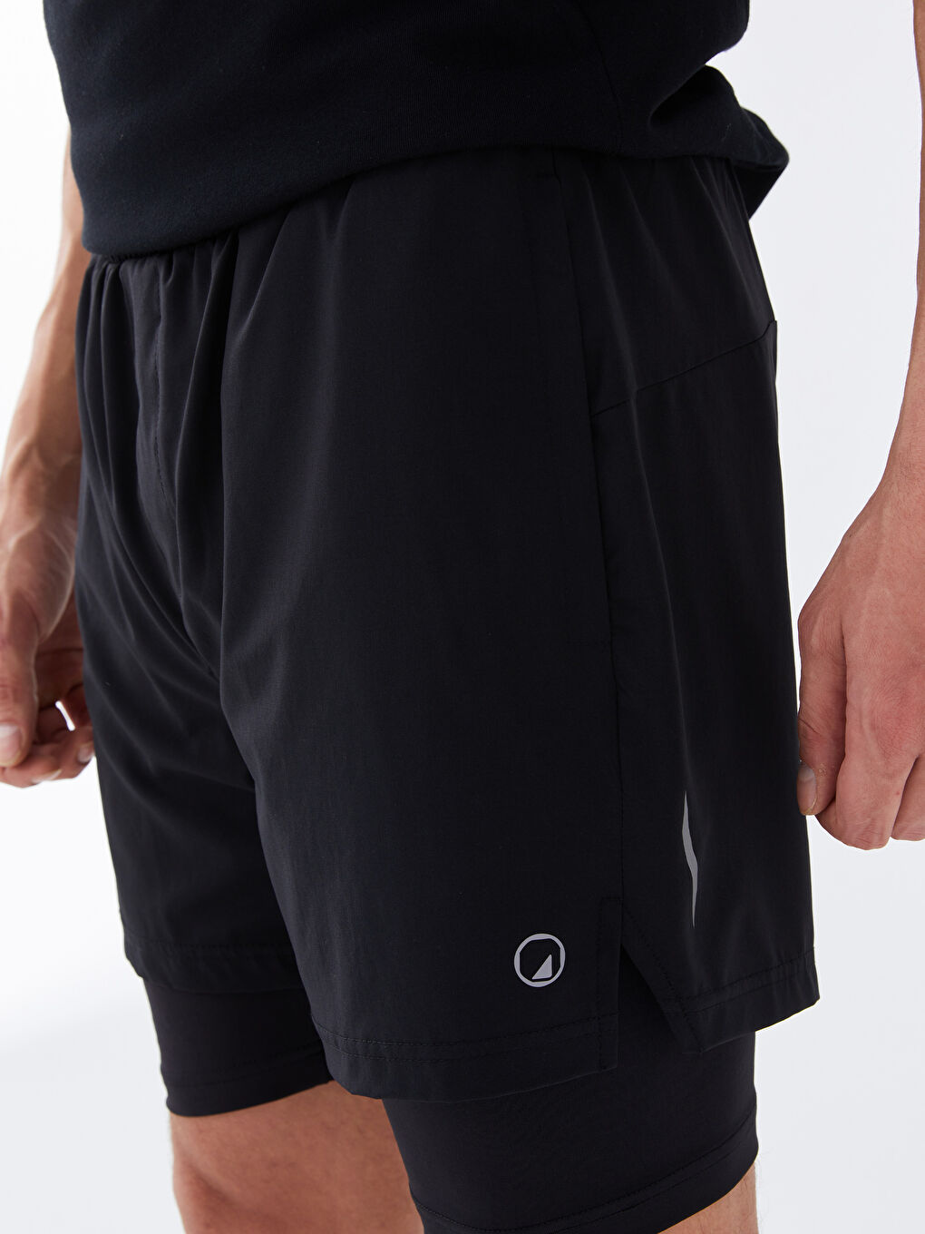 شورت رفيع للرجال مع تايتس-3