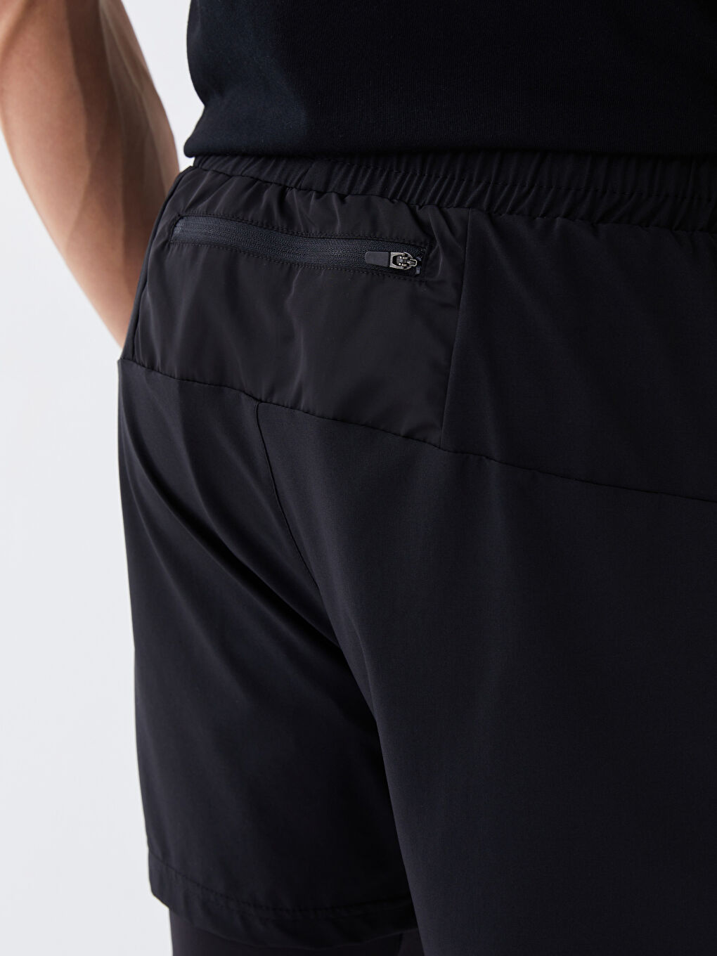 شورت رفيع للرجال مع تايتس-4