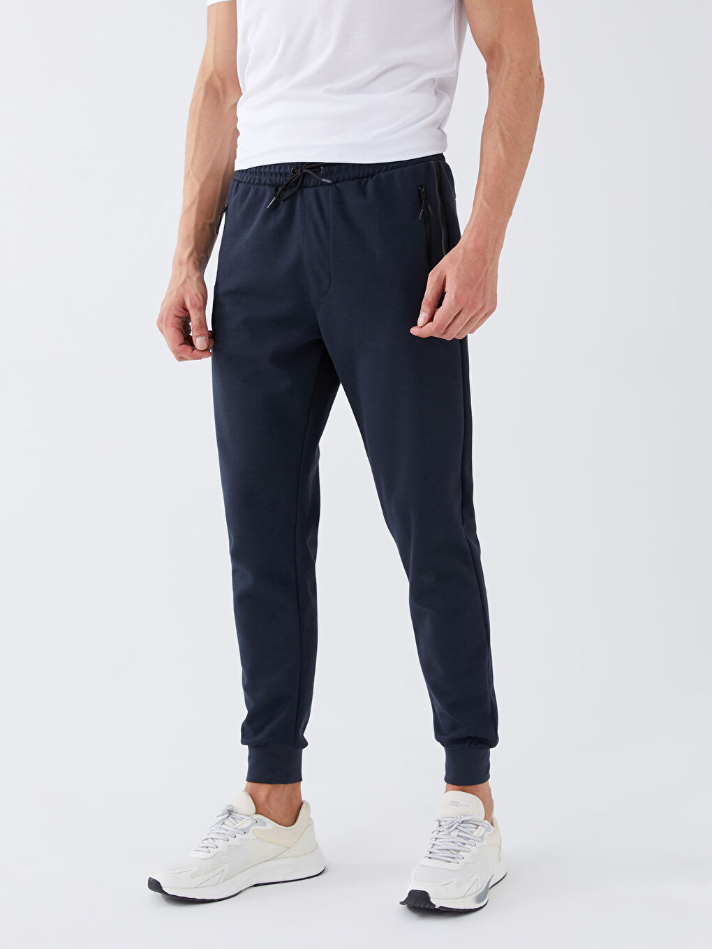 بنطلون رياضي رفيع للرجال-4