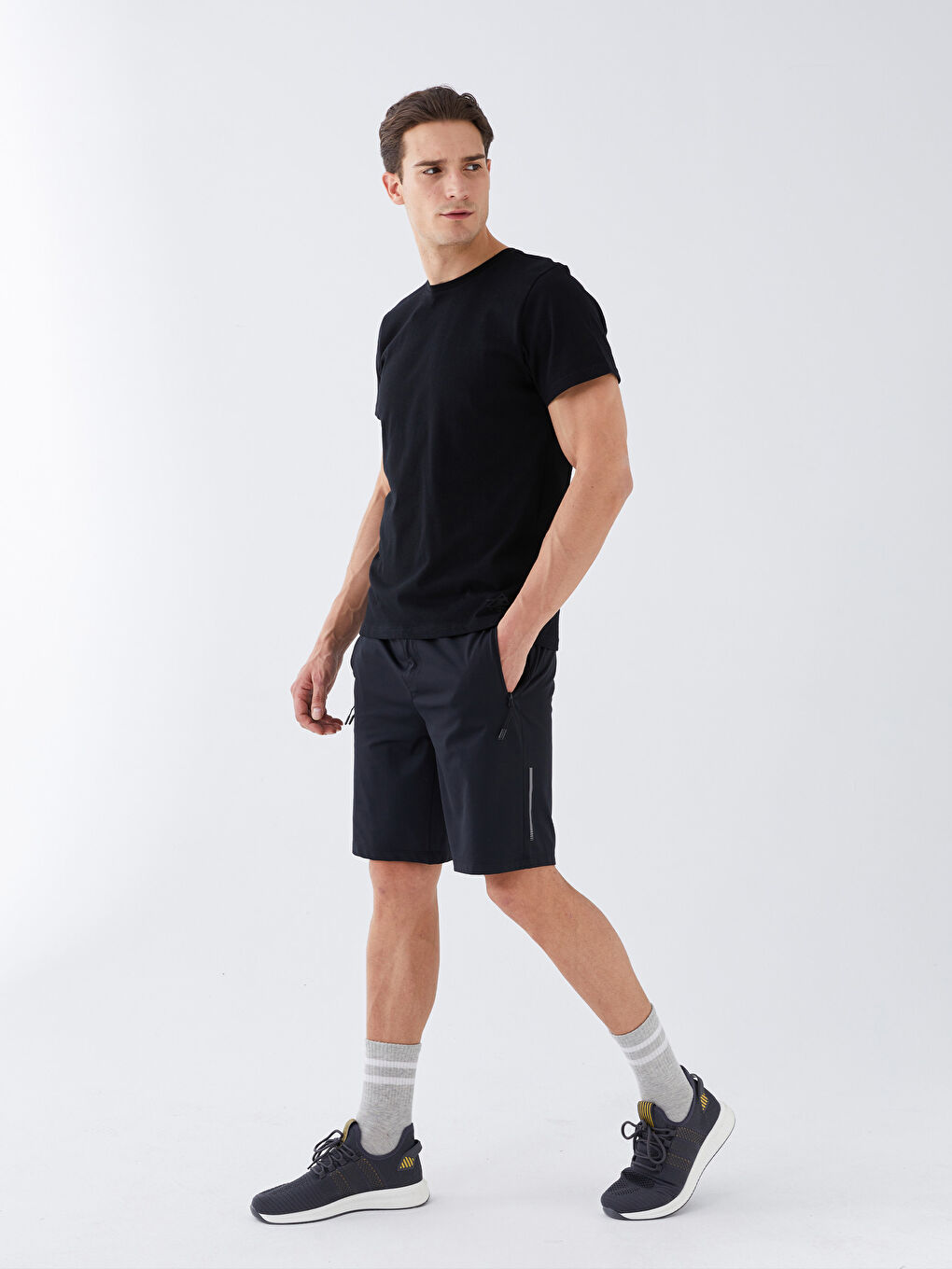XSIDE ACTIVE Siyah Slim Fit Erkek Spor Şort - 1