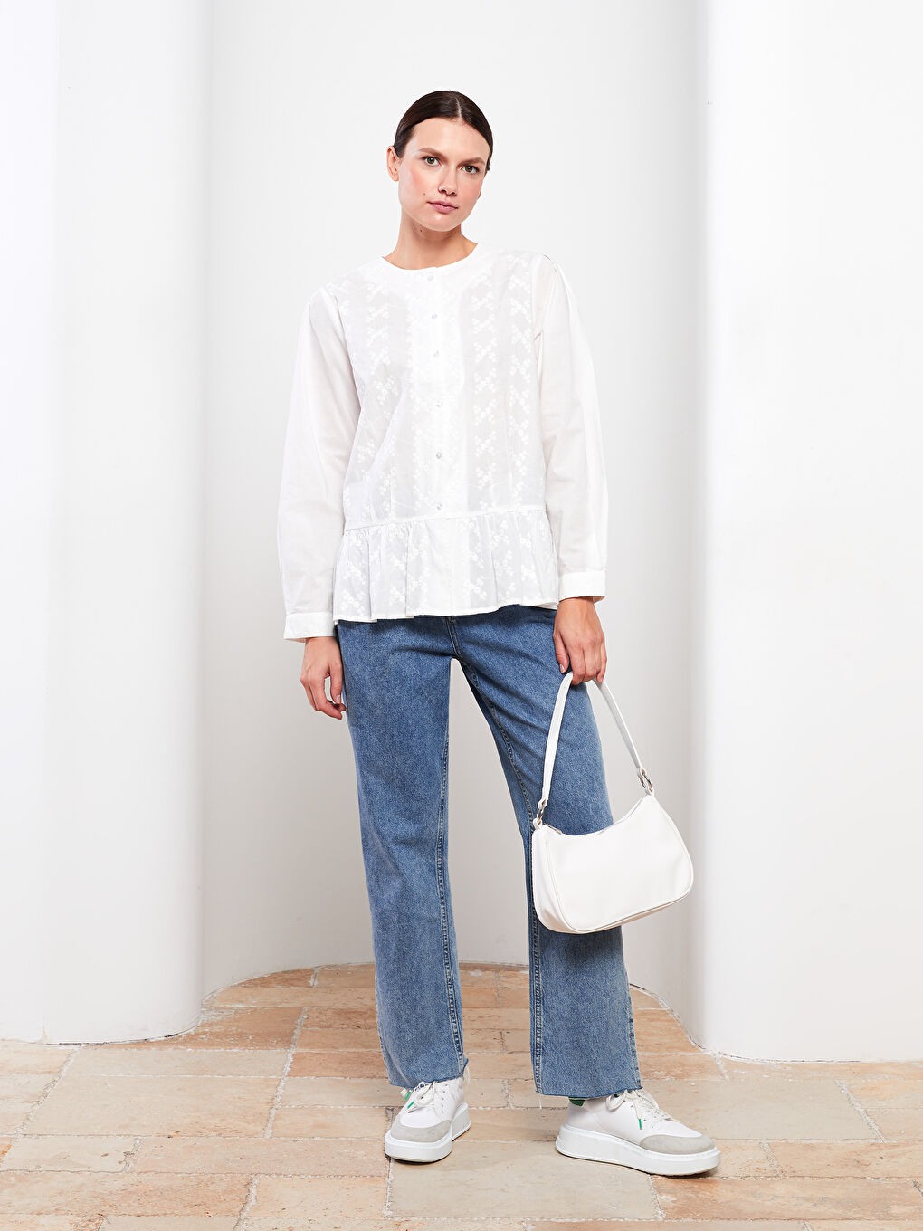 LCW Modest Crew Neck Embroidered Long Sleeve Women's Shirt -S33953Z8-SAT