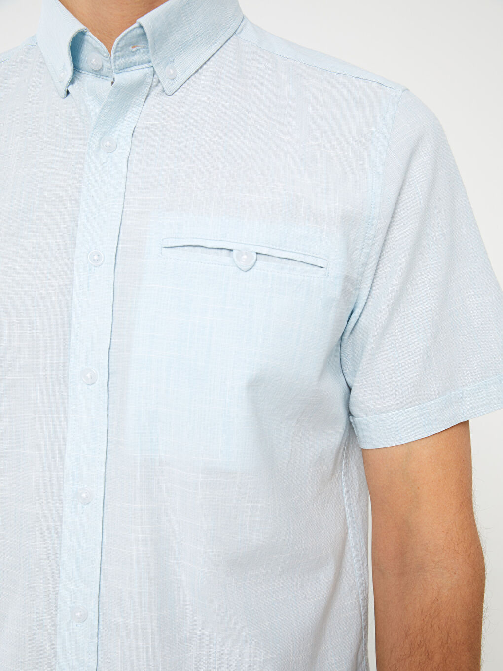 LCWAIKIKI Basic Regular Fit Short Sleeve Men's Shirt -S33967Z8-DY0