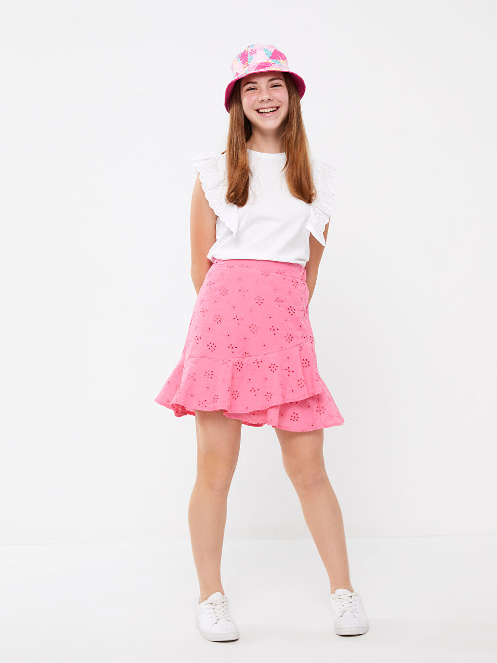 Beyaz Bisiklet Yaka Fisto Detaylı Kısa Kollu Kız Çocuk Tişört-2