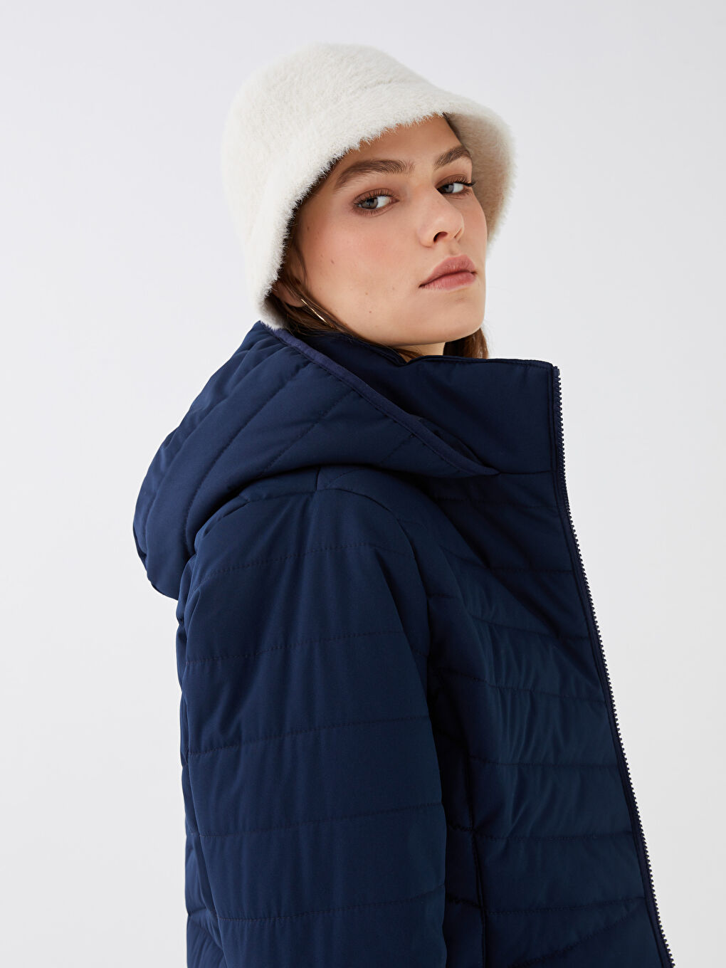 SOUTHBLUE Damen Kapuzenmantel in Schlichtem Design -S34121Z8-DWP