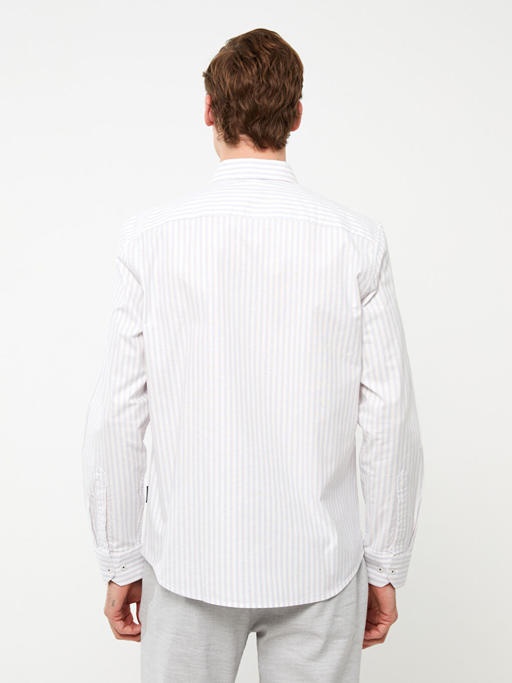 Рубашка с длинным рукавом в полоску стандартного кроя для мужчин-8