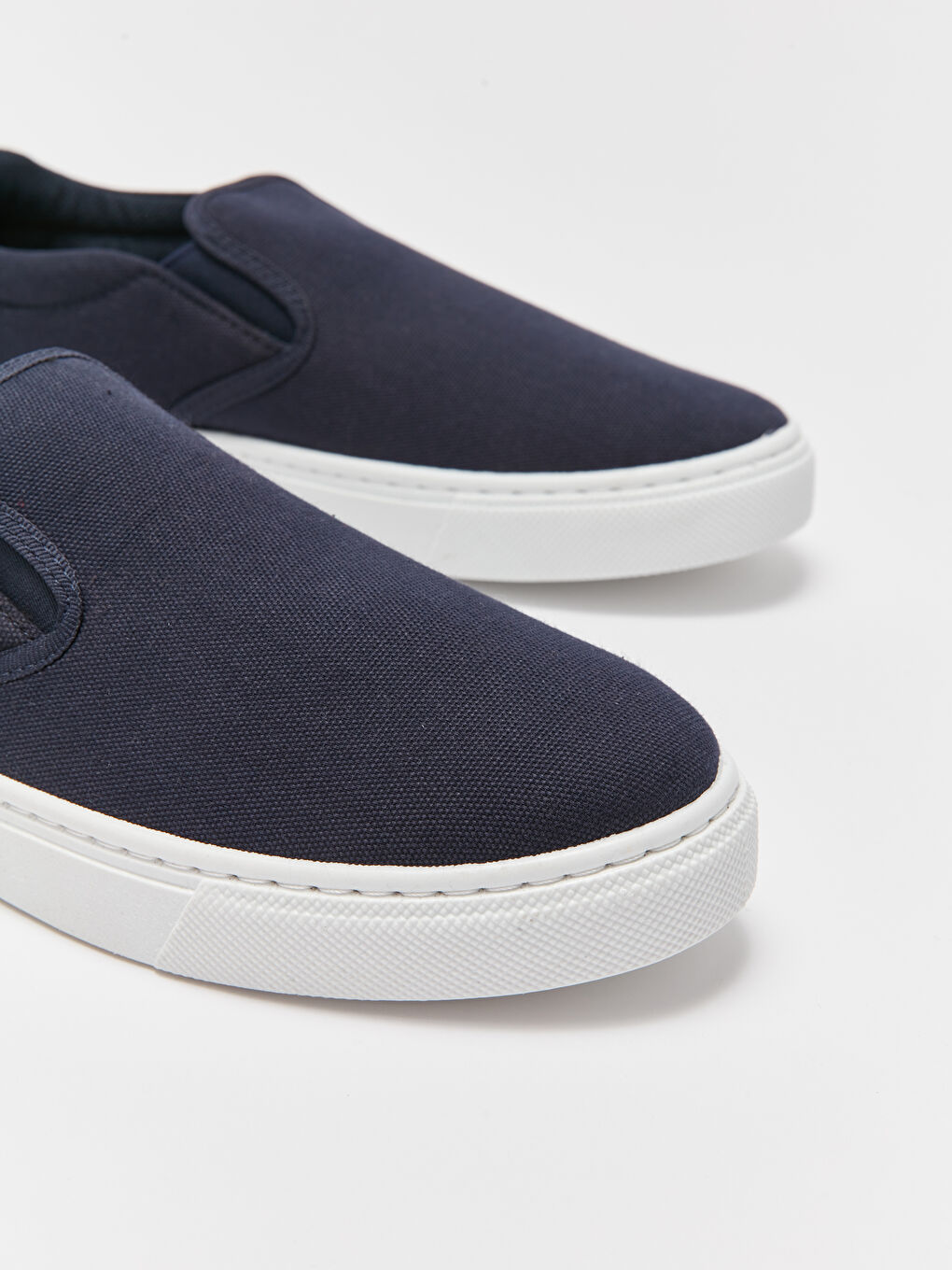 أحذية رياضية-2