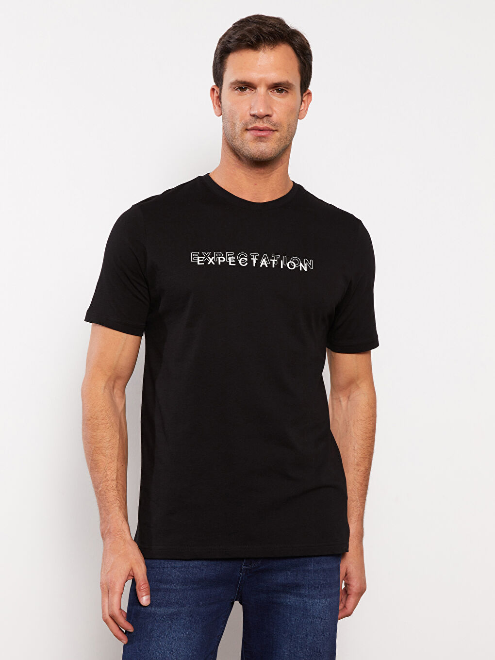 تيشيرت للرجال برقبة دائرية وأكمام قصيرة مصنوع من قطن ممشط ومطبوع