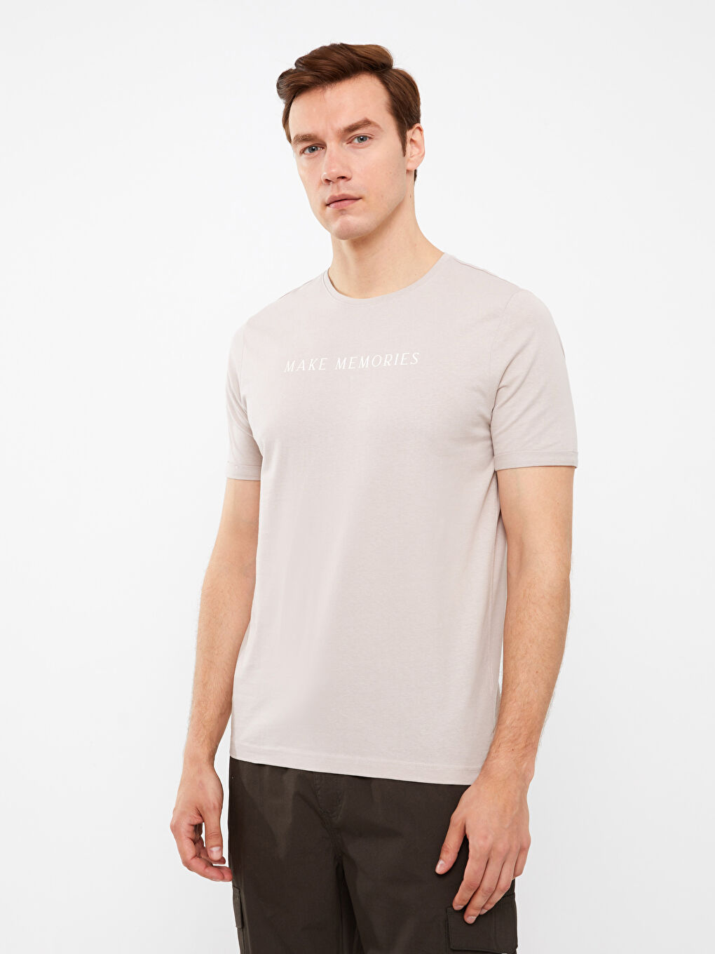 Bej Bisiklet Yaka Kısa Kollu Baskılı Penye Erkek Tişört-1