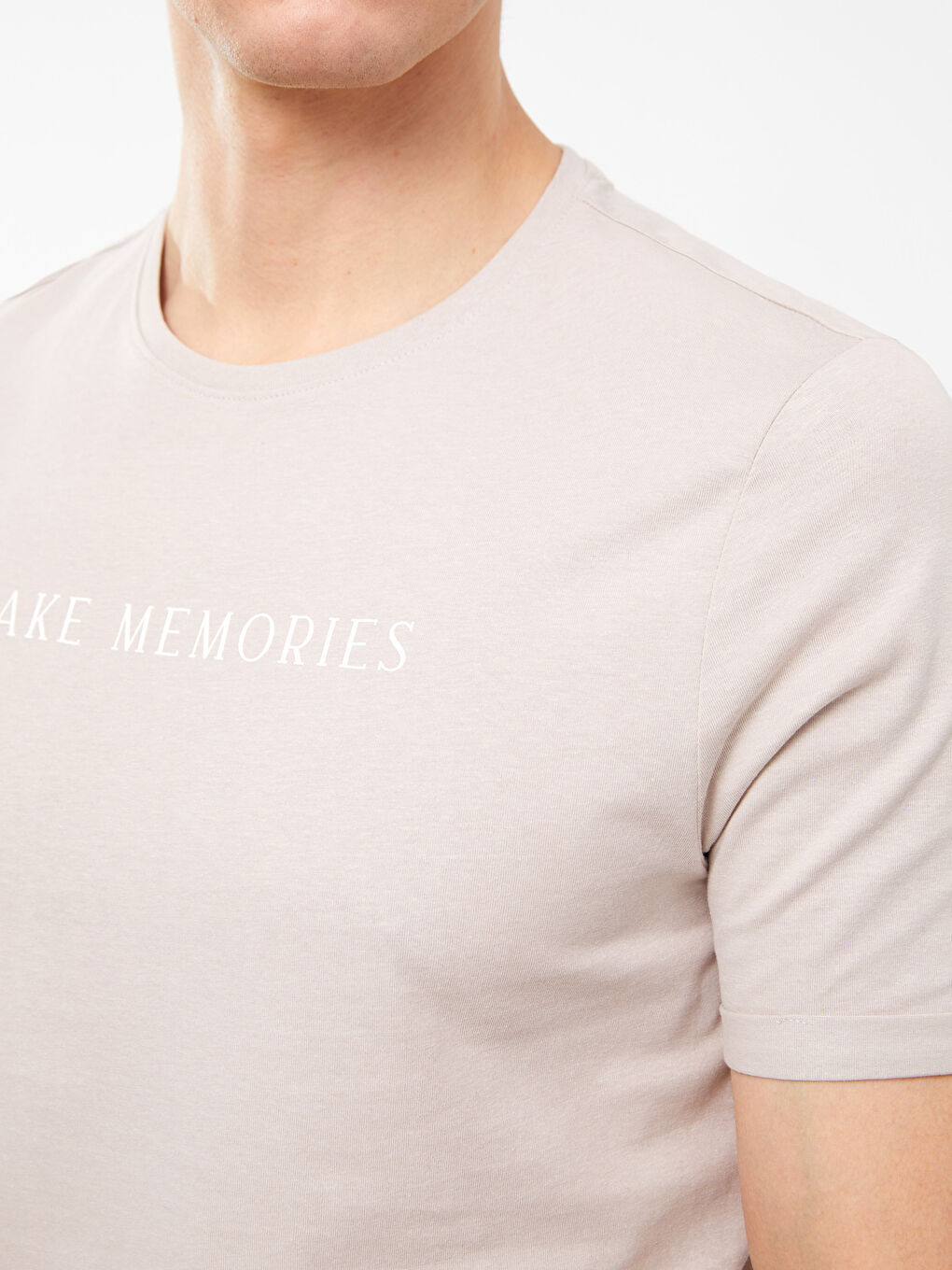 Bej Bisiklet Yaka Kısa Kollu Baskılı Penye Erkek Tişört-3