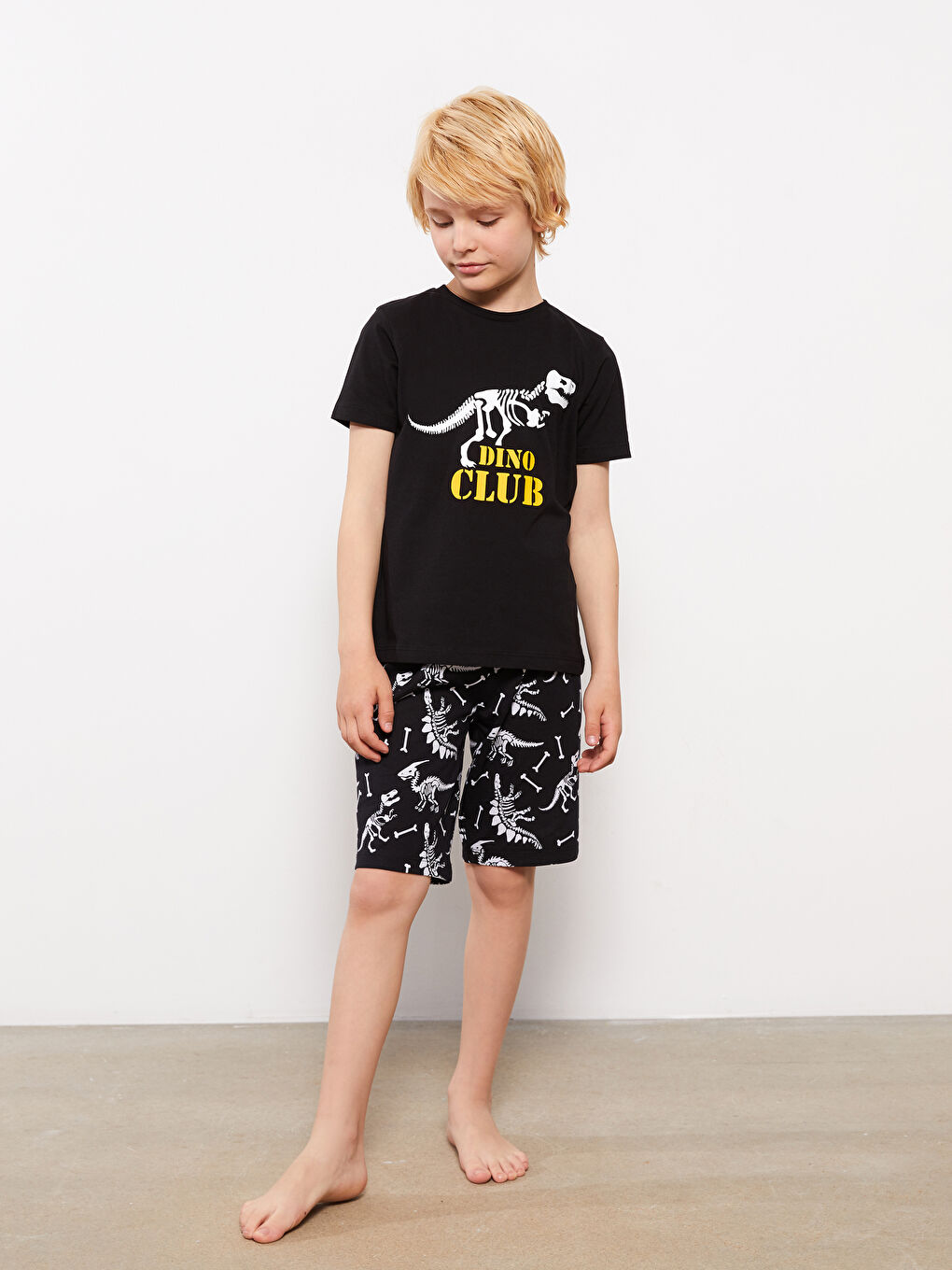 Crew Neck Printed Short Sleeve Boys' Shorts Pyjama Set-1