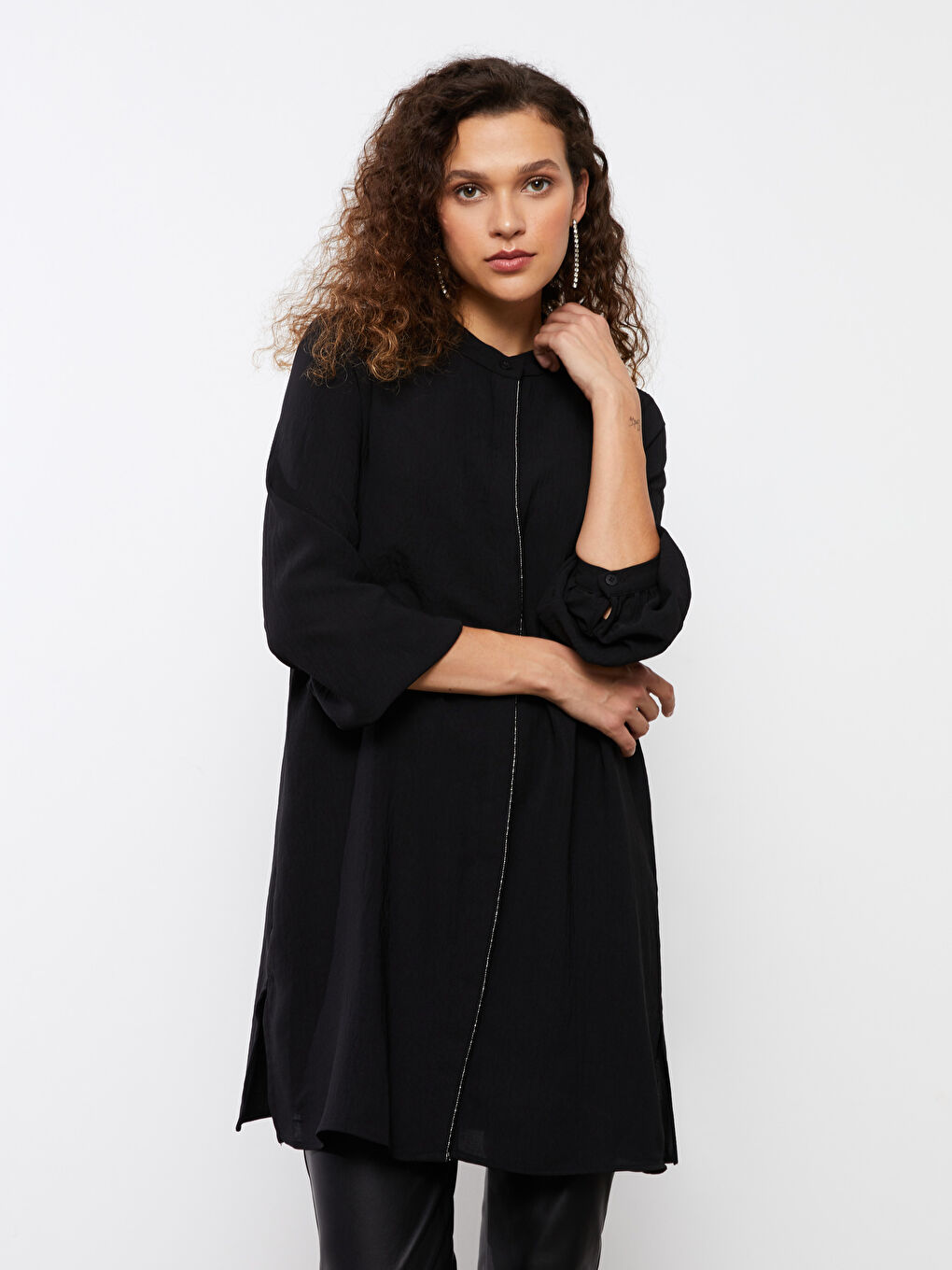 Tunică Aerobin cu Mânecă Lungă și Guler Tip Grandad pentru Femei-1