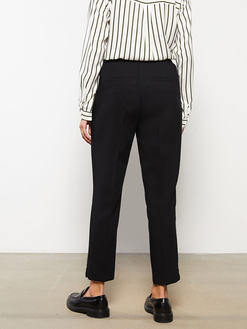 Әйелдерге арналған белі резеңкелі, түзу, қалтасы бар сәбіз шалбар-4