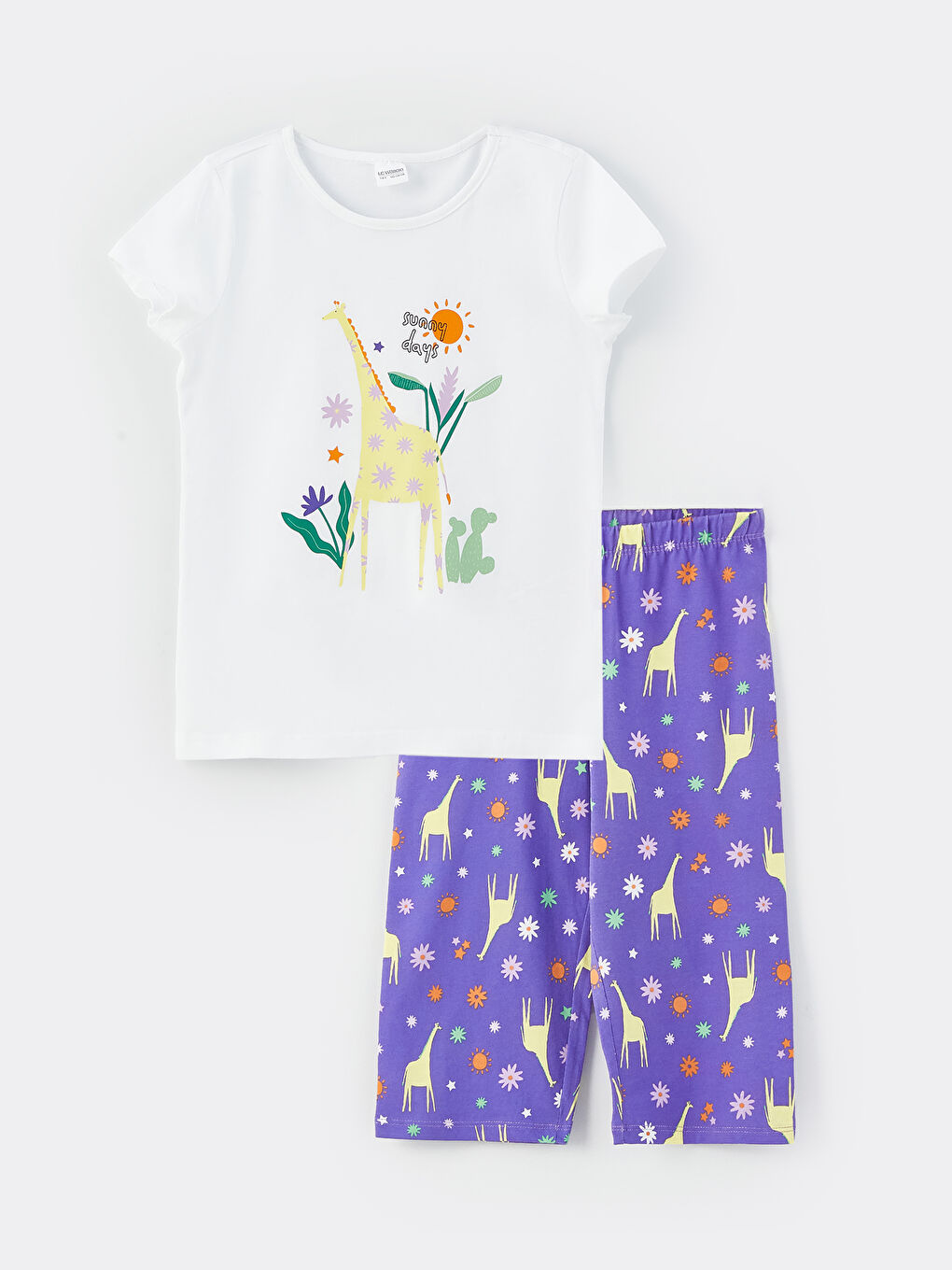 طقم بيجامة للبنات بياقة دائرية كم قصير مطبوع