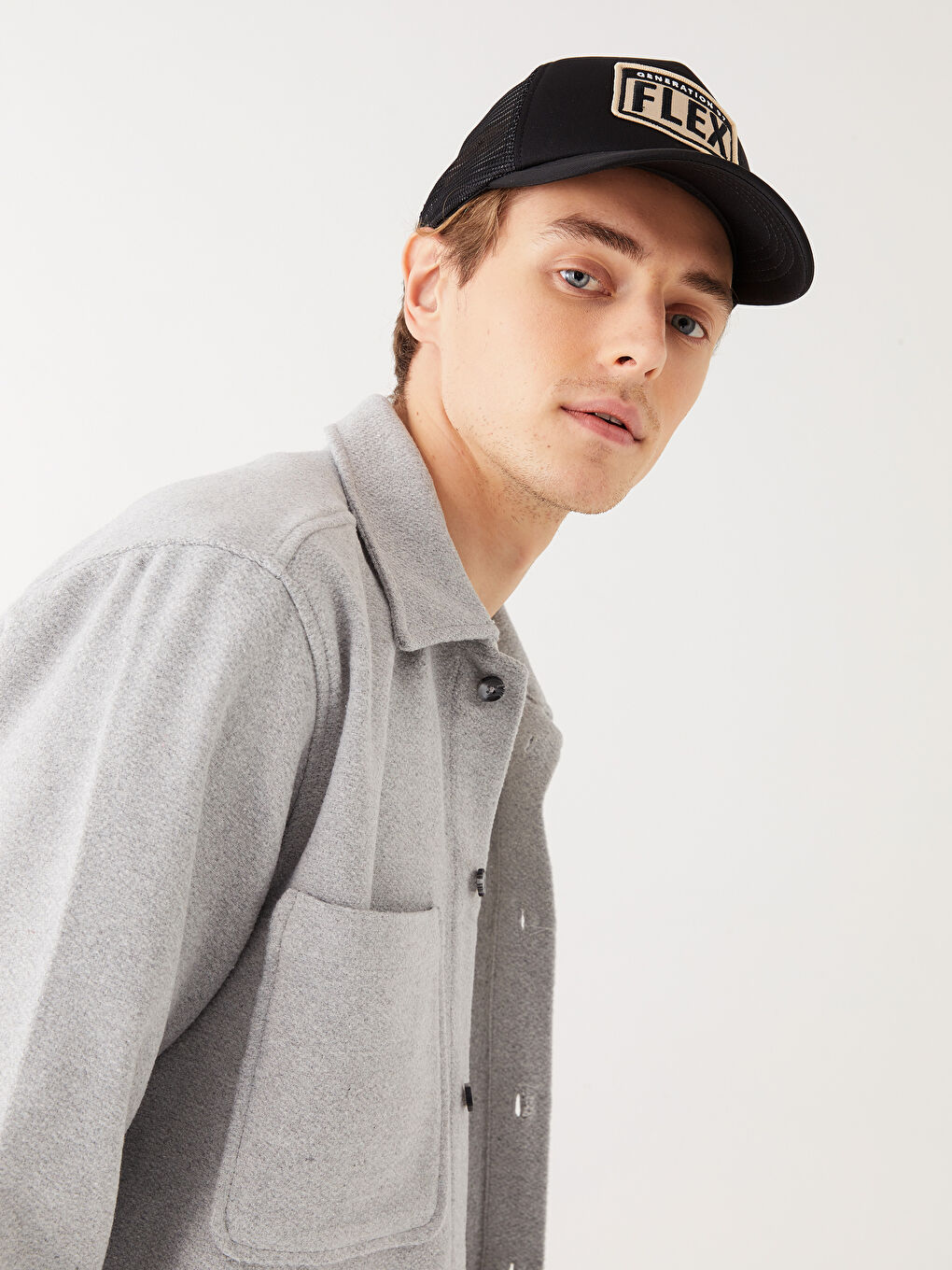 Кепка мужская с вышитым логотипом