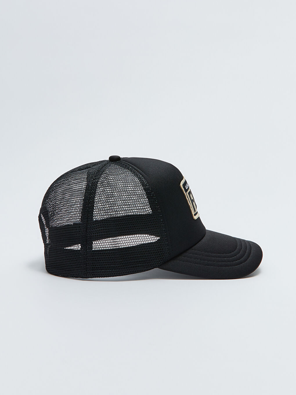 Кепка мужская с вышитым логотипом-3