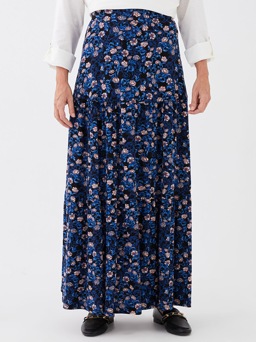 LC Waikiki Women's Elastic Waist Floral Flared Skirt -S35150Z8-LQJ