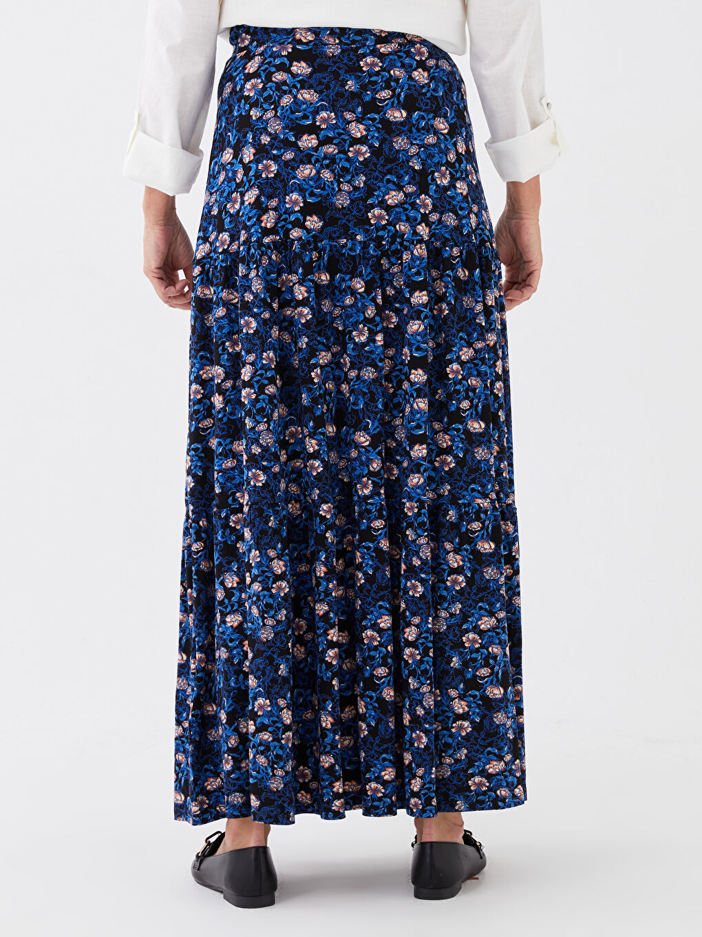 LC Waikiki Women's Elastic Waist Floral Flared Skirt -S35150Z8-LQJ