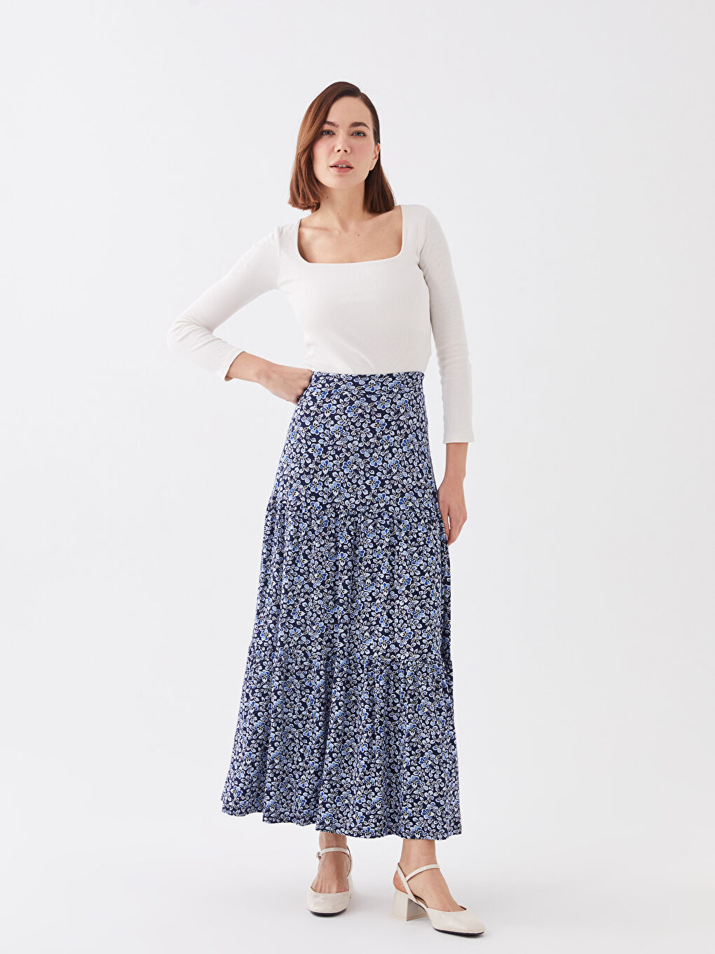 İndigo Beli Lastikli Çiçekli Kadın Kloş Etek