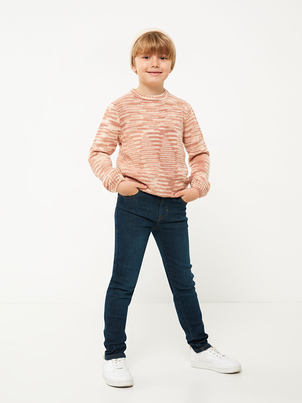 جينز للأولاد بخصر مرن قابل للتعديل-1