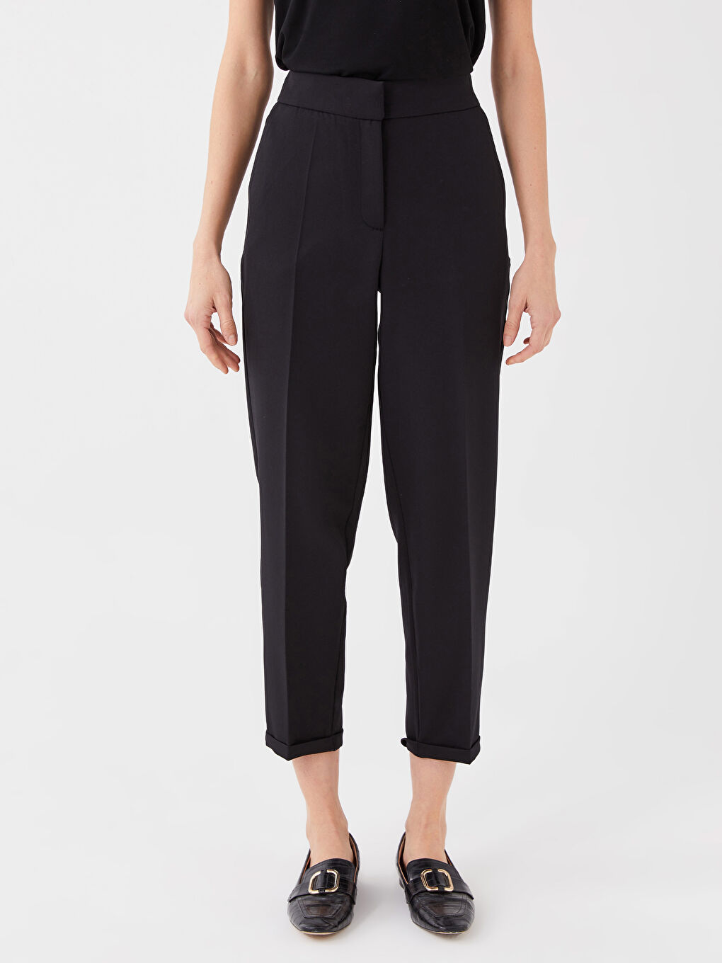 Women's Carrot Fit Plain Trousers-4