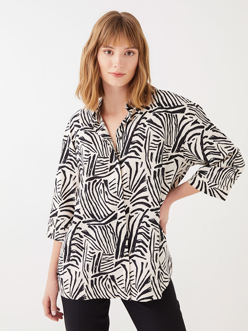LC Waikiki Patterned Oversize Women's Shirt -S35286Z8-LU7