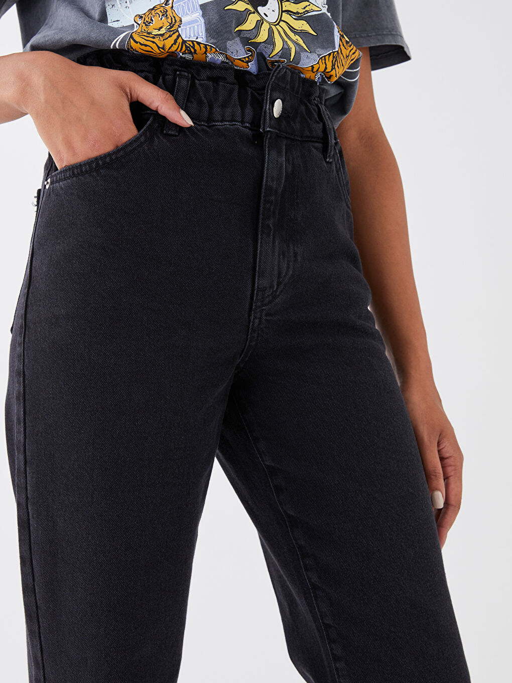 Women's High Waist Slouchy Pocket Detailed Jean Trousers-2