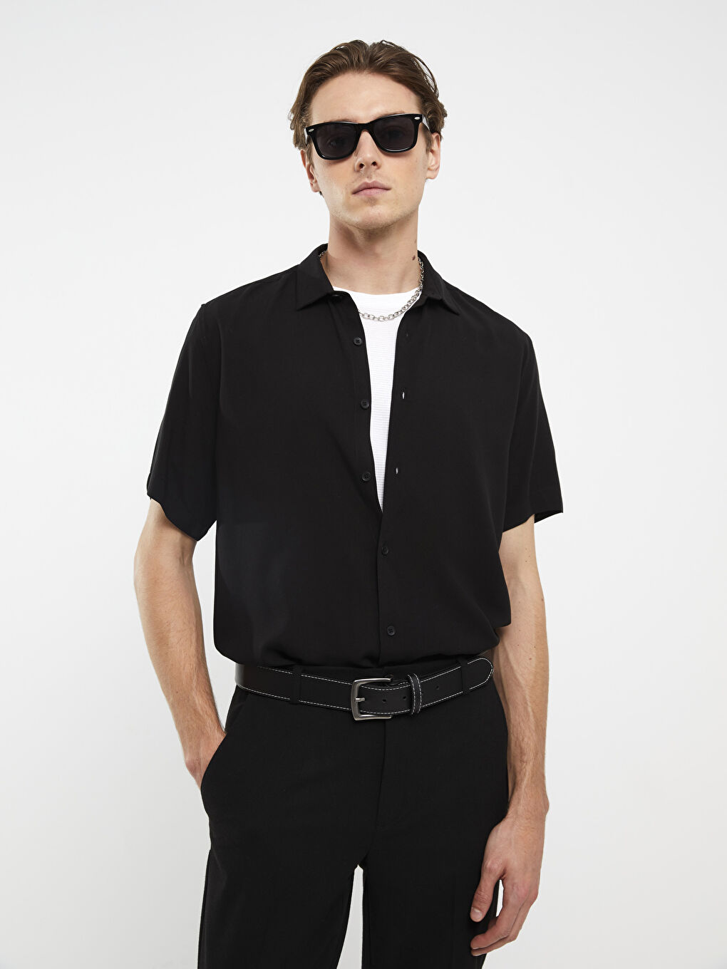 Siyah Regular Fit Kısa Kollu Viskon Erkek Gömlek