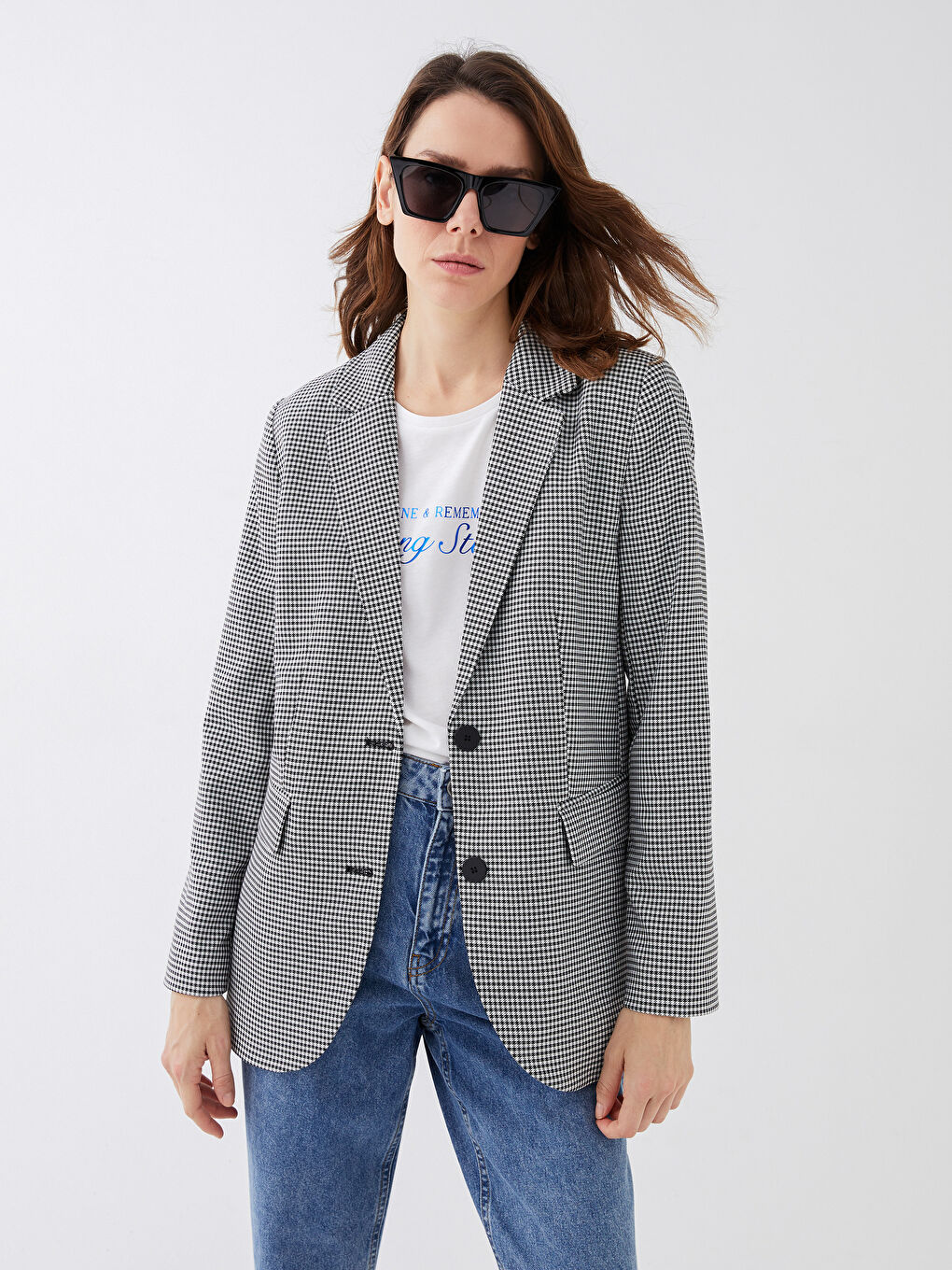 جاكيتات كم طويل بنقشة قدم الإوز للسيدات