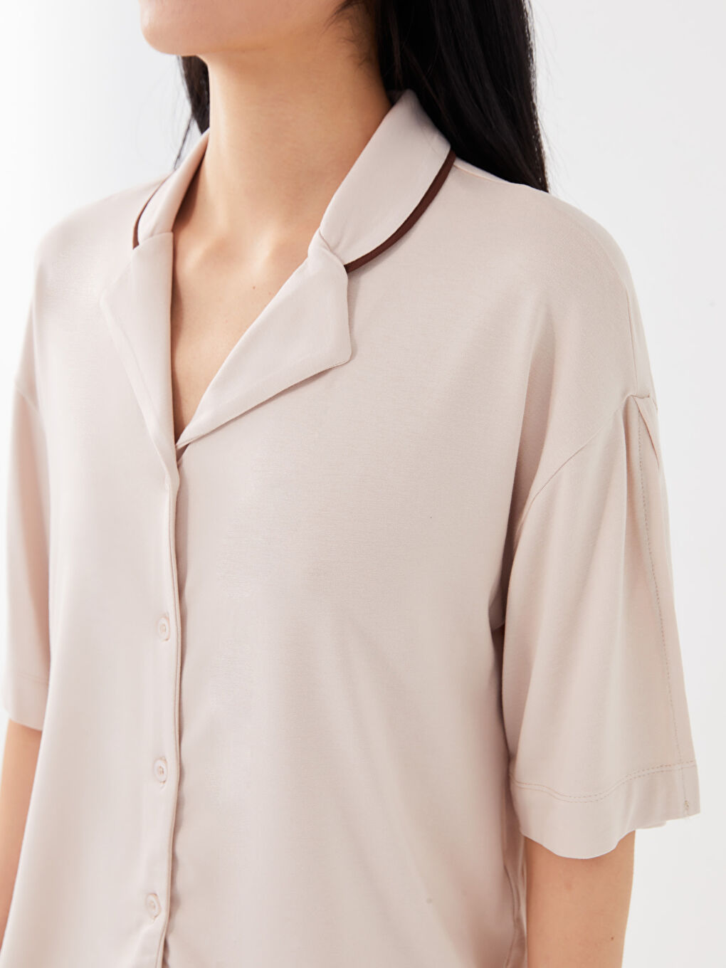 Bej Gömlek Yaka Düz Kısa Kollu Kadın Pijama Takımı-6