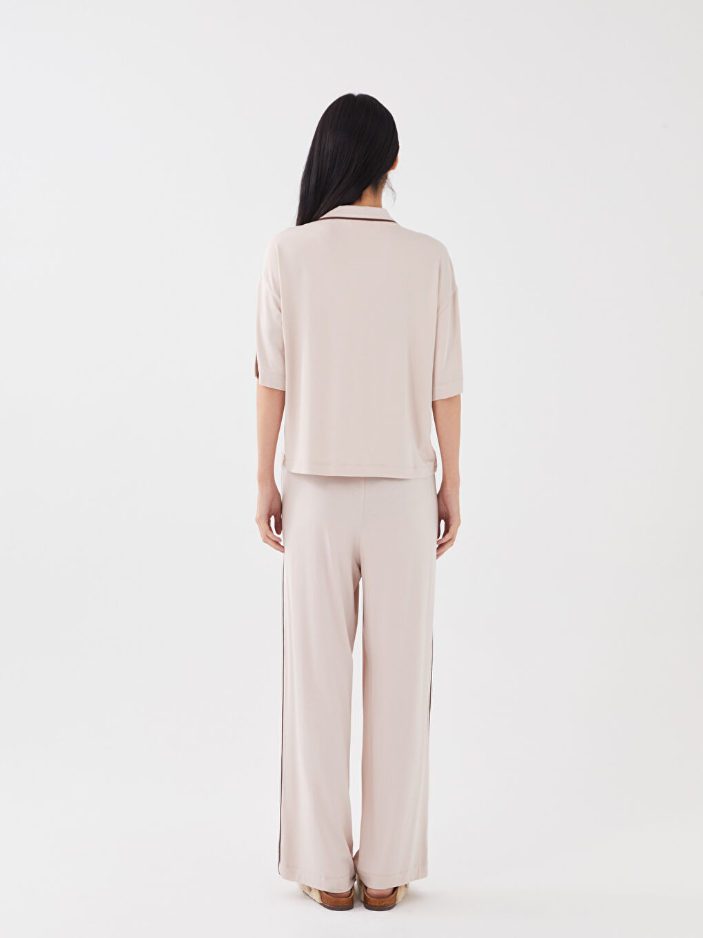 Bej Gömlek Yaka Düz Kısa Kollu Kadın Pijama Takımı-7