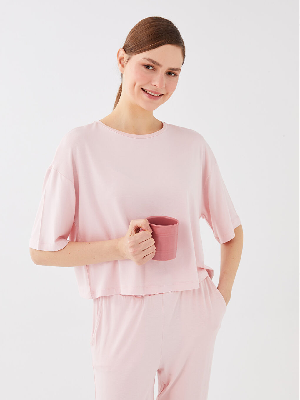 Pembe Bisiklet Yaka Düz Kısa Kollu Kadın Pijama Takım