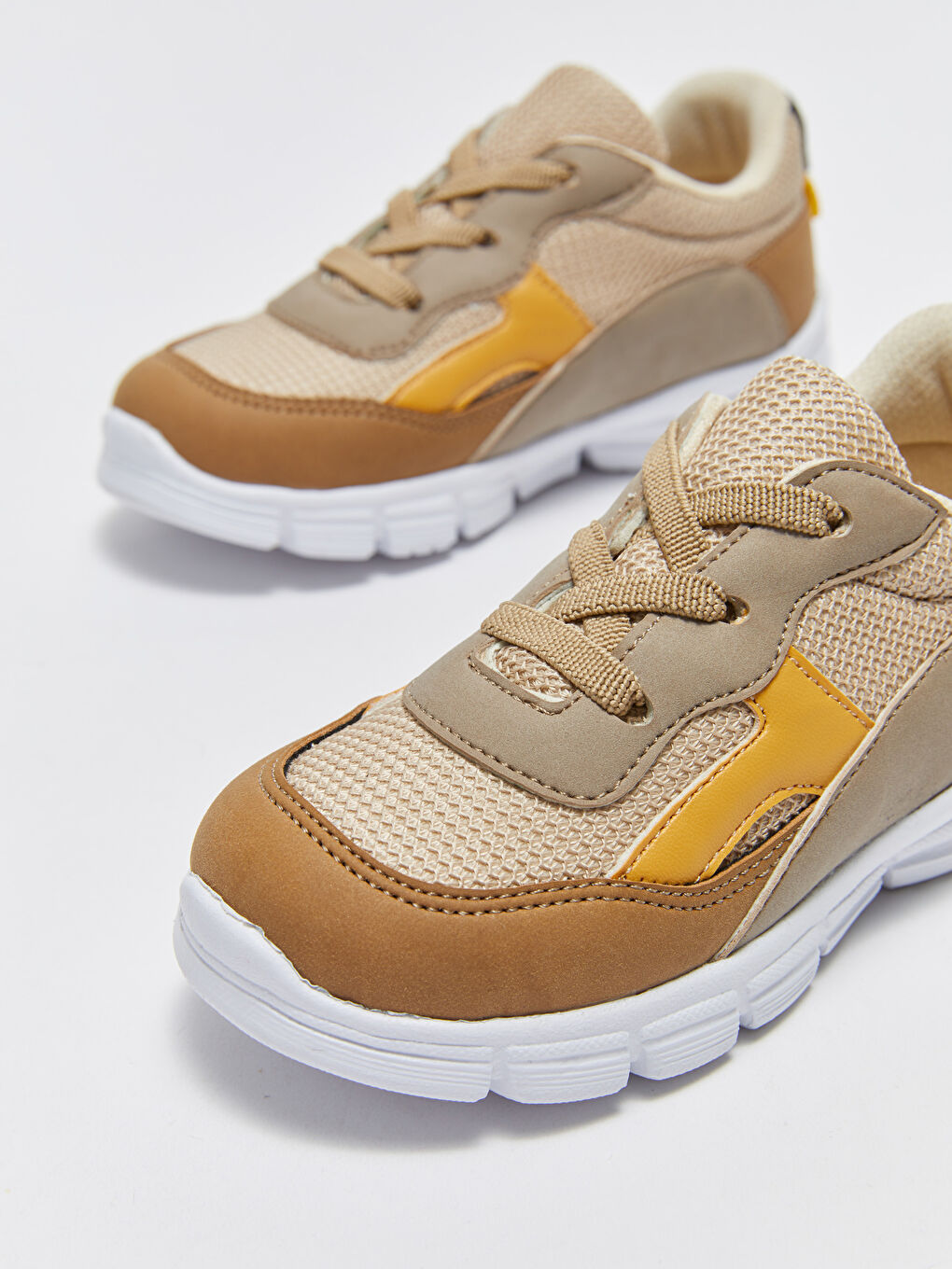 سنيكرز أولاد رضع ببلوك الألوان وأربطة جزم-3