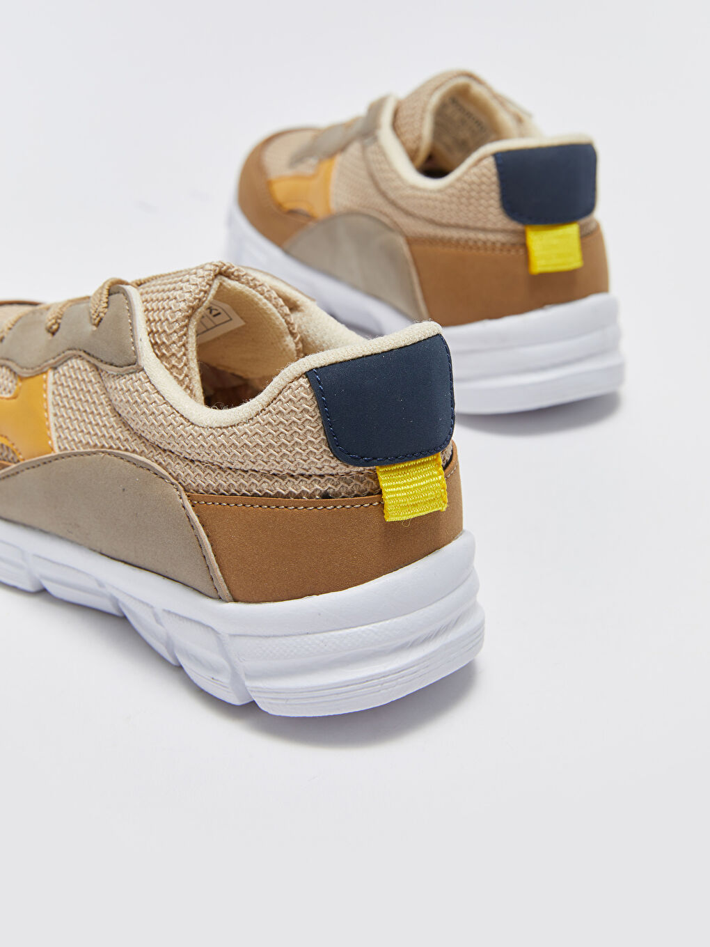 سنيكرز أولاد رضع ببلوك الألوان وأربطة جزم-5