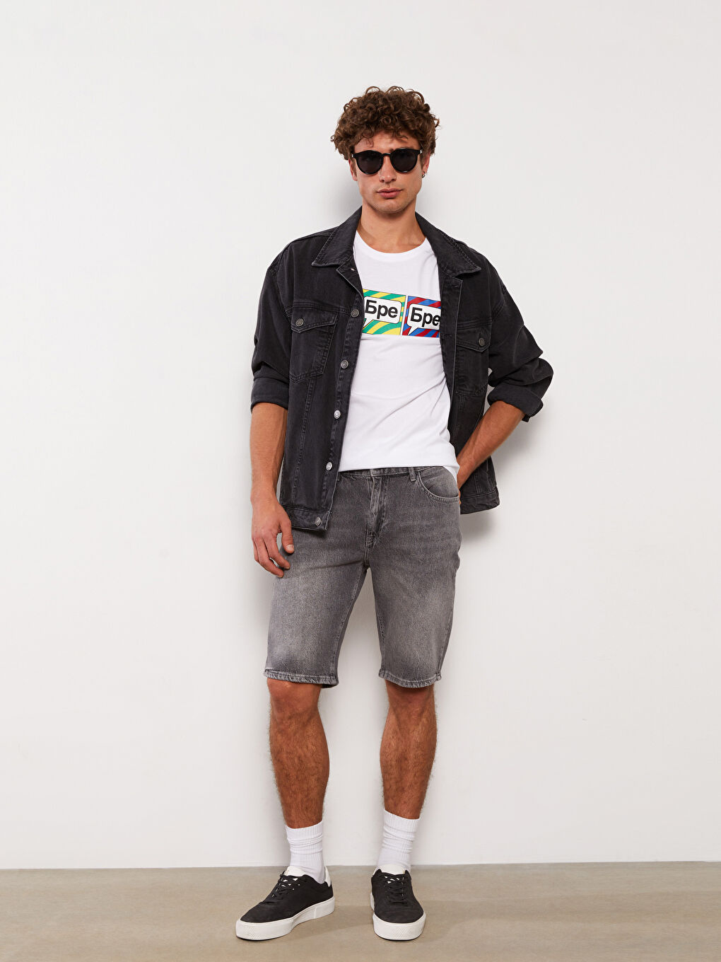 Gri Standart Kalıp Erkek Jean Şort