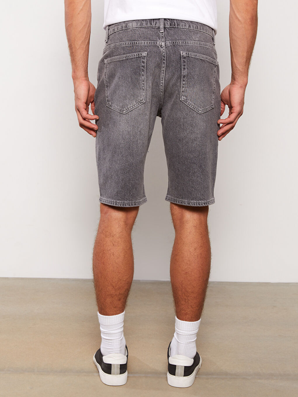 Gri Standart Kalıp Erkek Jean Şort-4
