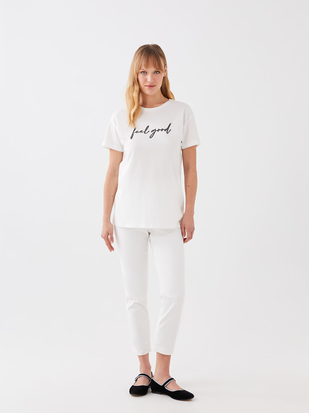 Crew Neck Embroidered Short Sleeve Women's T-Shirt-4